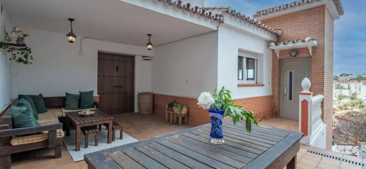 Venta de villa independiente en El Candado 1