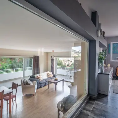 Venta de villa independiente en El Candado