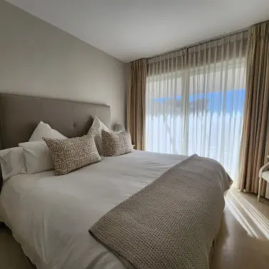 Продажа апартаментов на первом этаже в Estepona