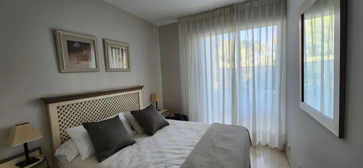 Продажа апартаментов на первом этаже в Estepona 4