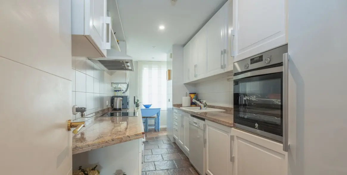 Venta de apartamento en planta baja en Estepona 13