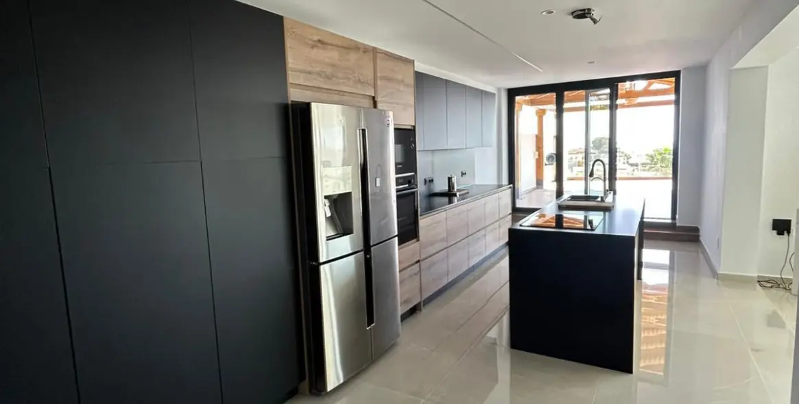 Sale of detached villa in Benalmadena 10