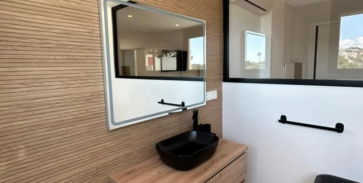 Sale of detached villa in Benalmadena 15