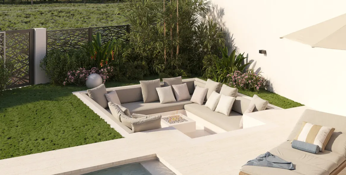 Sale of detached villa in New Golden Mile 4