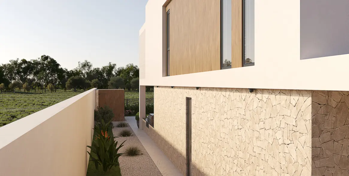 Sale of detached villa in New Golden Mile 100