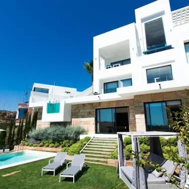 Venta de villa independiente en El Rosario