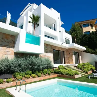 Venta de villa independiente en El Rosario