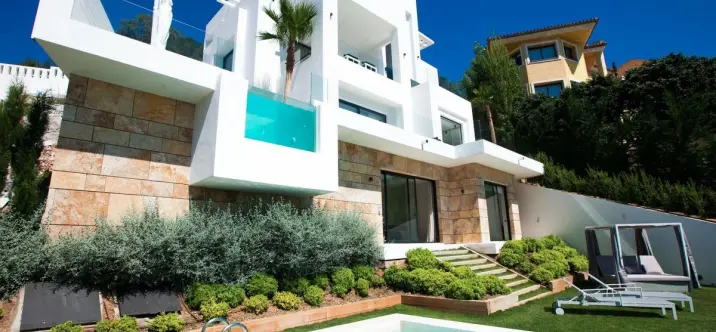 Venta de villa independiente en El Rosario 1