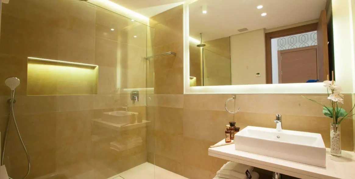 Venta de villa independiente en El Rosario 15