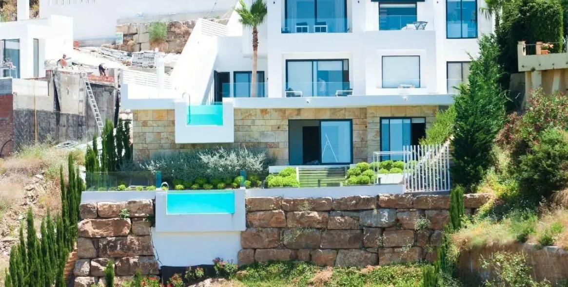 Venta de villa independiente en El Rosario 28