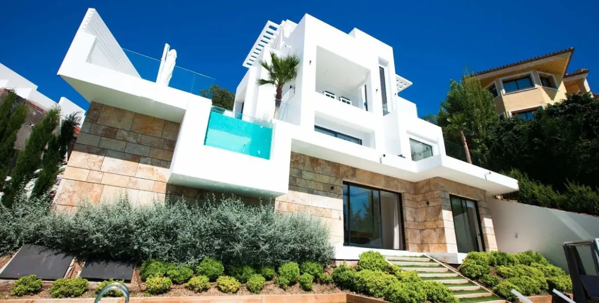 Venta de villa independiente en El Rosario 31