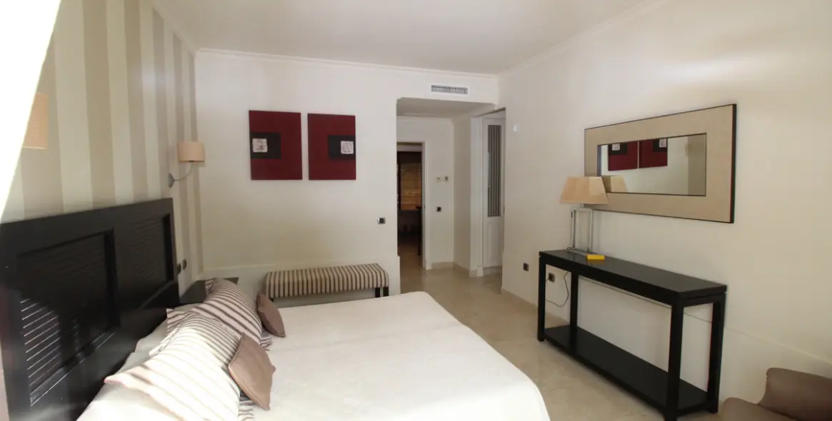 Venta de casa pareada en The Golden Mile 5