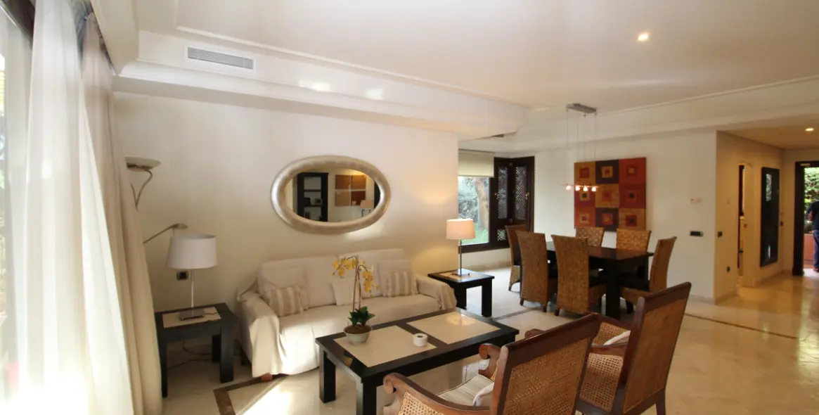 Venta de casa pareada en The Golden Mile 17