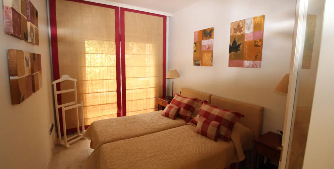 Venta de casa pareada en The Golden Mile 34