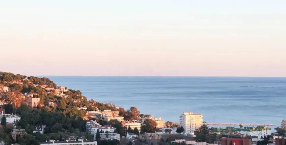 Sale of semi-detached house in Málaga 1