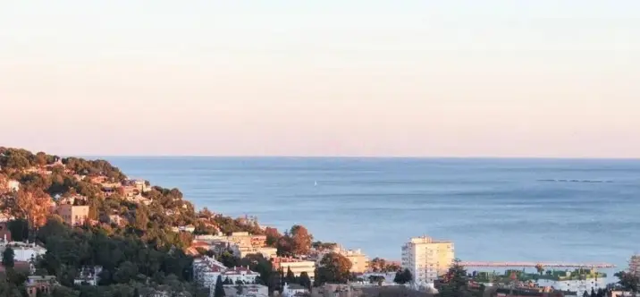 Venta de casa pareada en Málaga 0