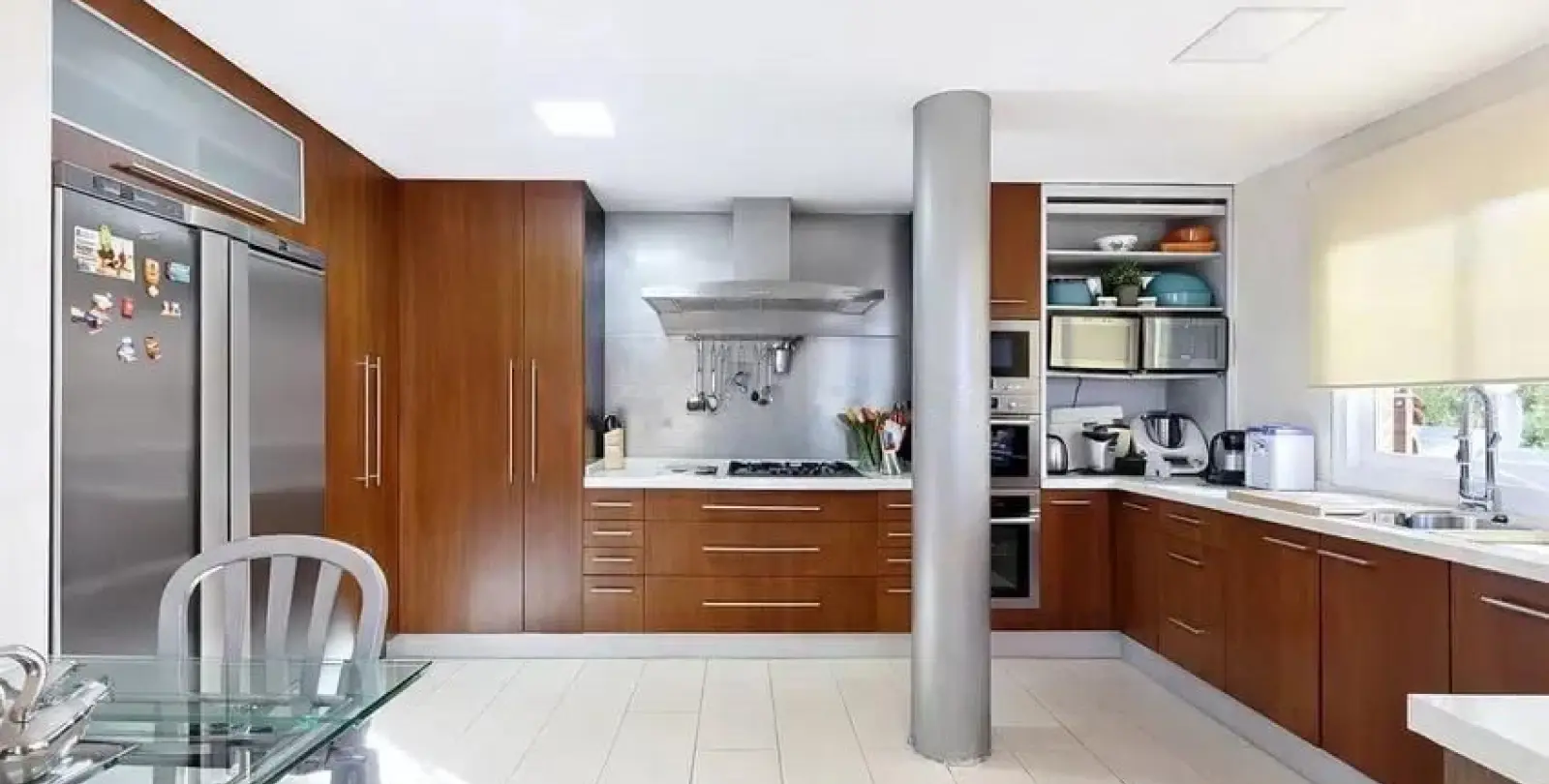 Продажа дома на две семьи в Málaga 15