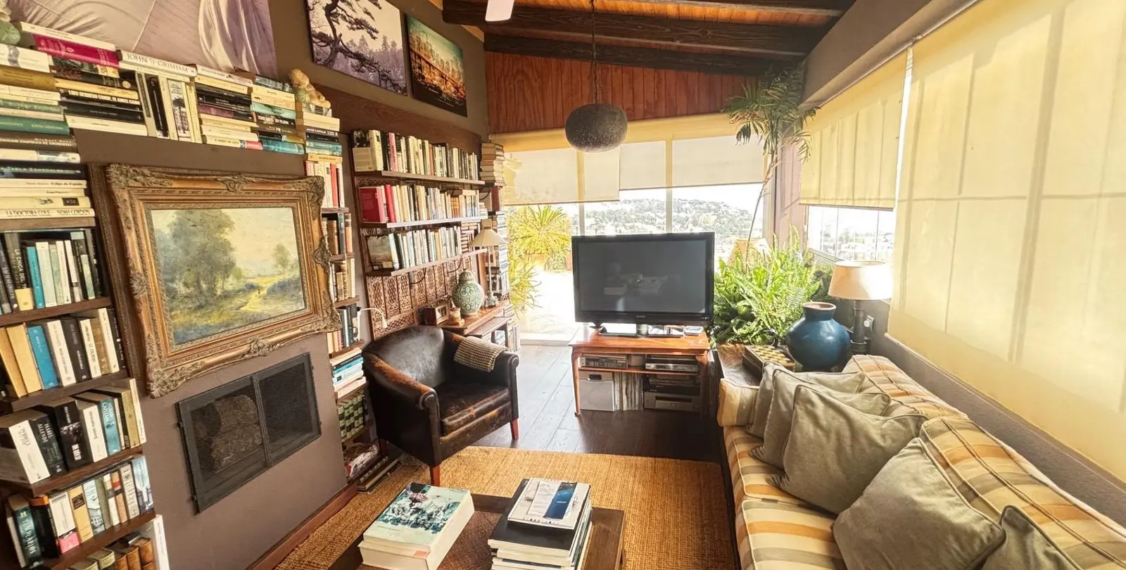 Продажа дома на две семьи в Málaga 50