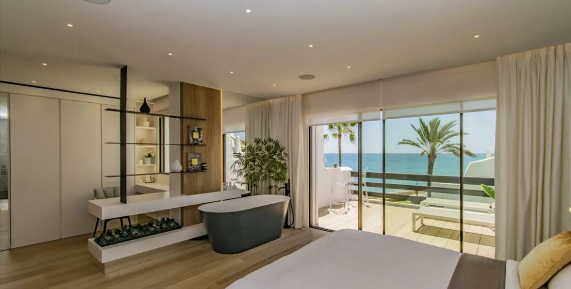 Venta de adosado en Puerto Banús 10