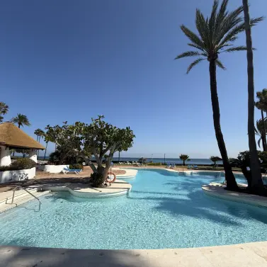 Short-term rent of penthouse in Estepona