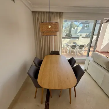 Short-term rent of penthouse in Estepona