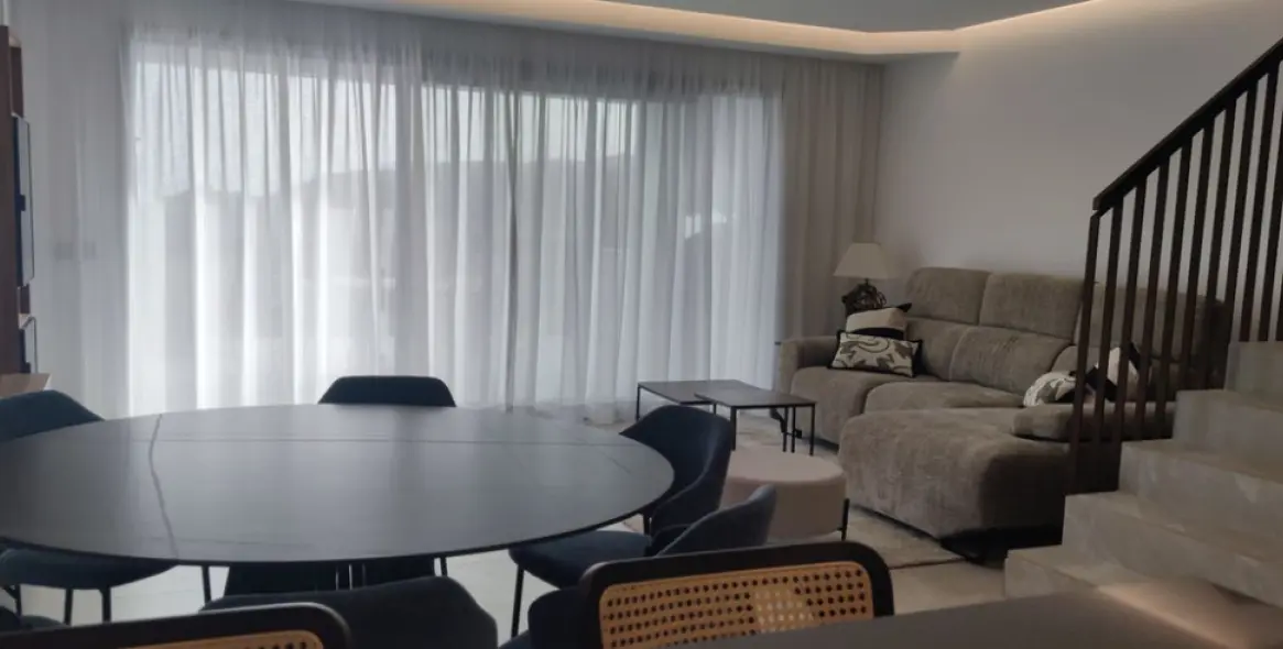 Краткосрочная аренда таунхауса в Istán 4