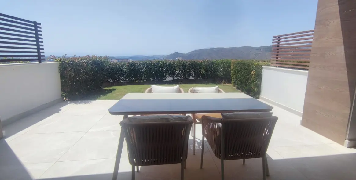 Краткосрочная аренда таунхауса в Istán 15