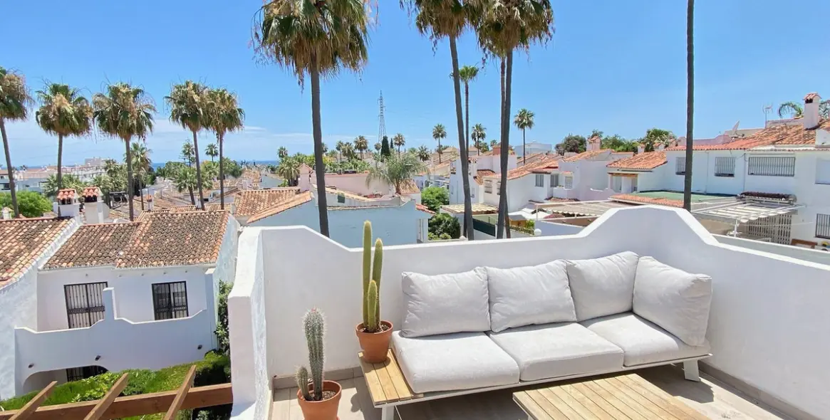 Alquiler a largo plazo de villa independiente en Estepona 3