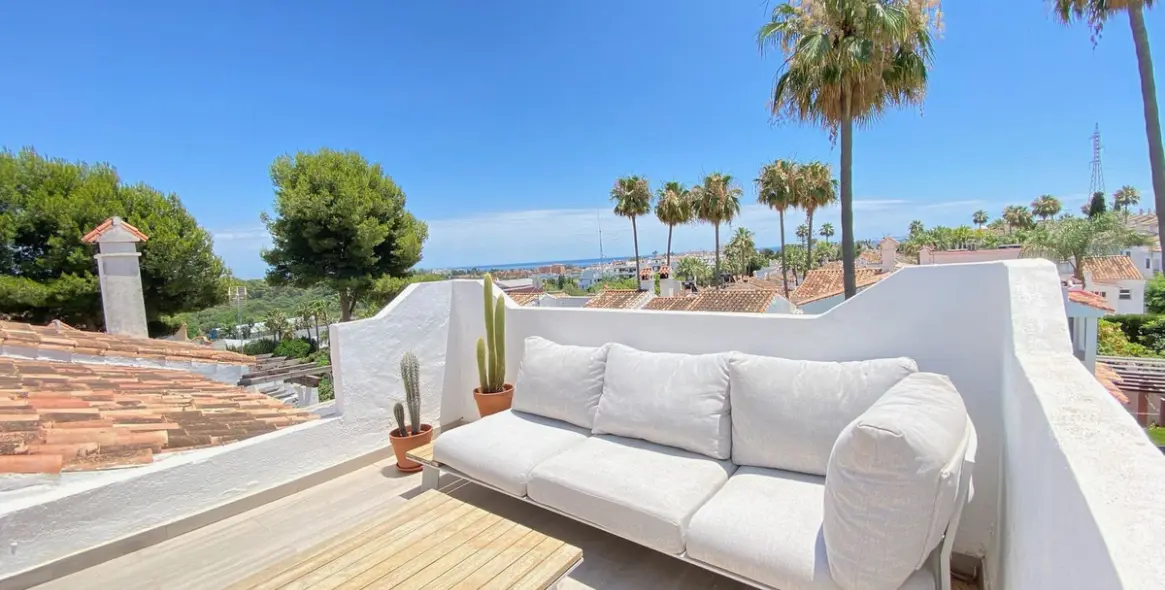 Alquiler a largo plazo de villa independiente en Estepona 13