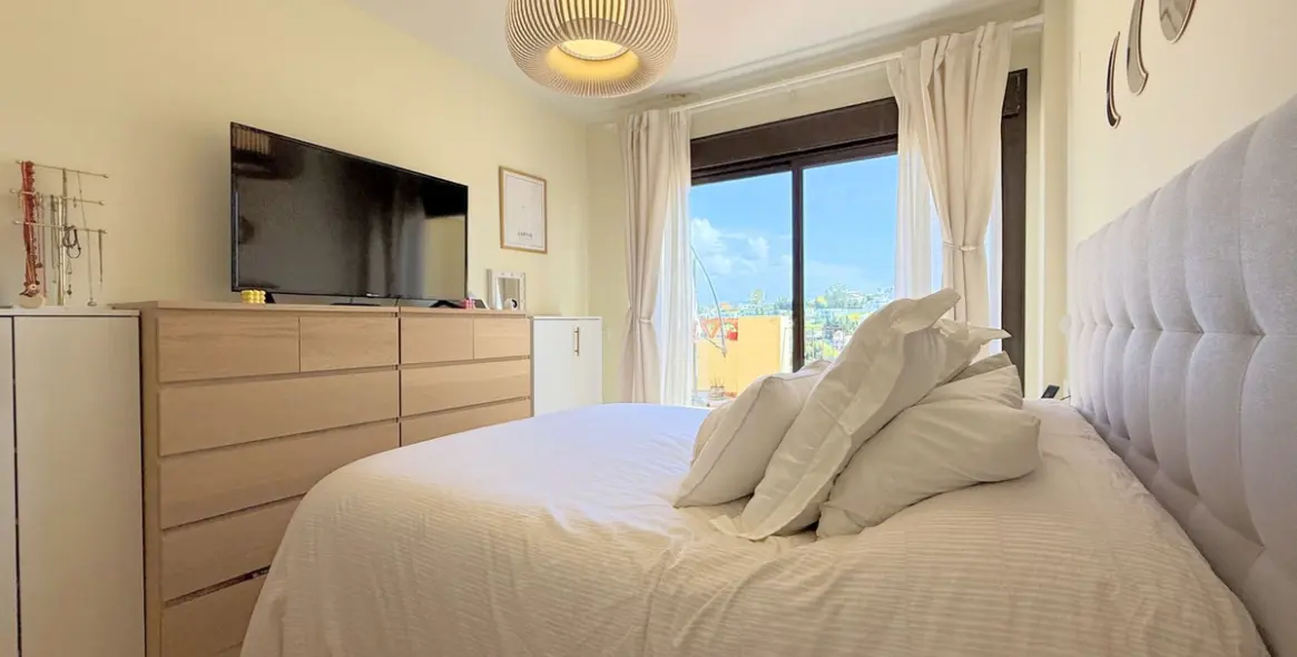 Продажа пентхауса в Estepona 17