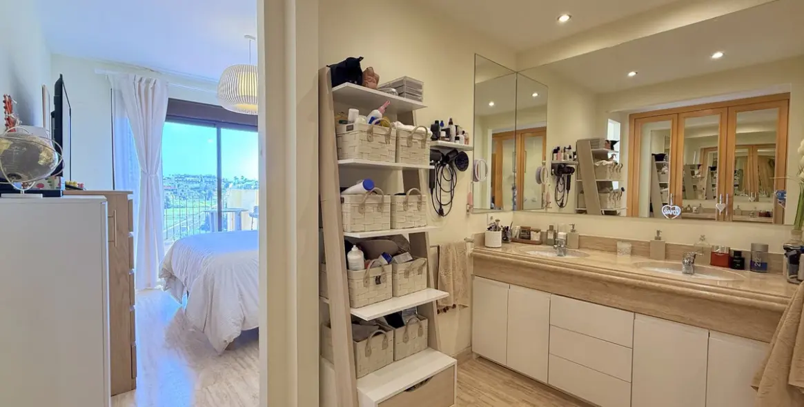 Продажа пентхауса в Estepona 18