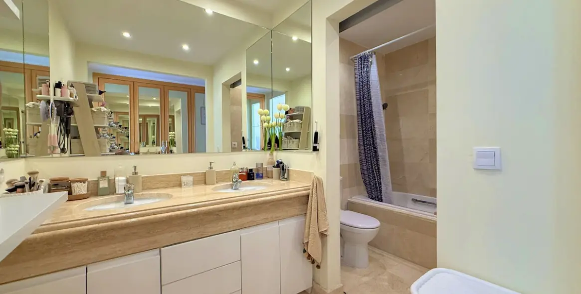 Продажа пентхауса в Estepona 19