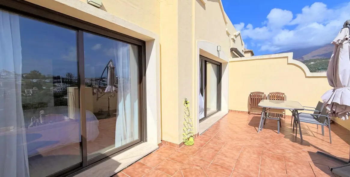 Продажа пентхауса в Estepona 27