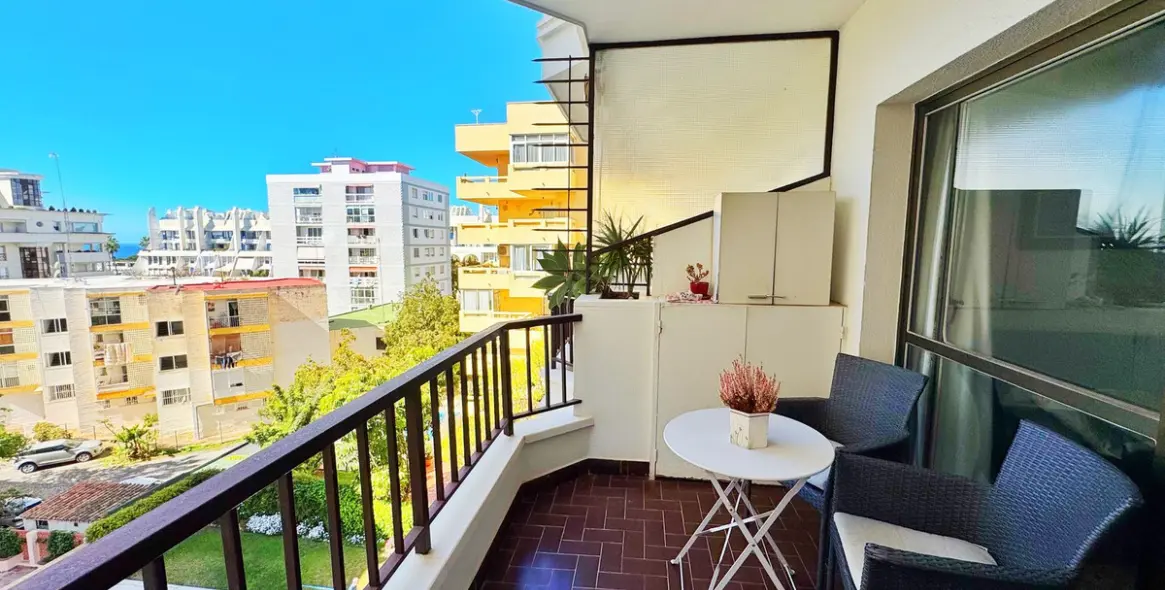 Продажа апартаментов на среднем этаже в Marbella 1