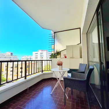 Sale of middle floor apartment in Marbella