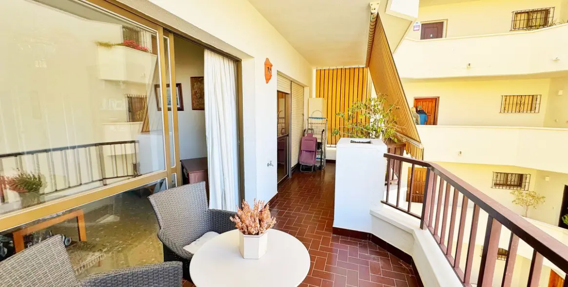 Продажа апартаментов на среднем этаже в Marbella 4