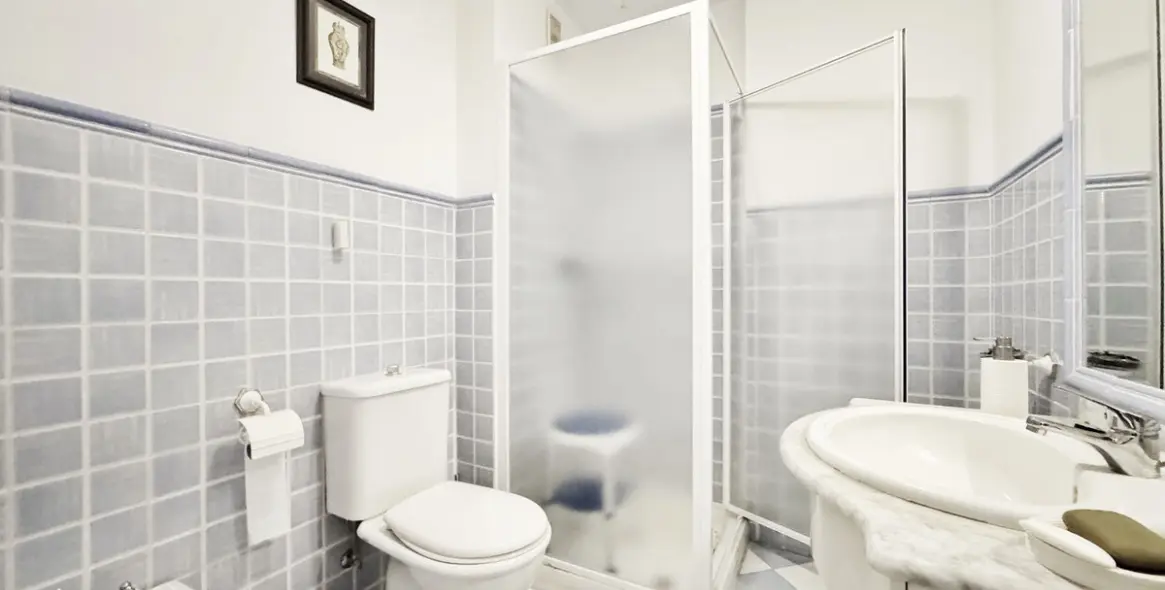 Продажа апартаментов на среднем этаже в Marbella 16