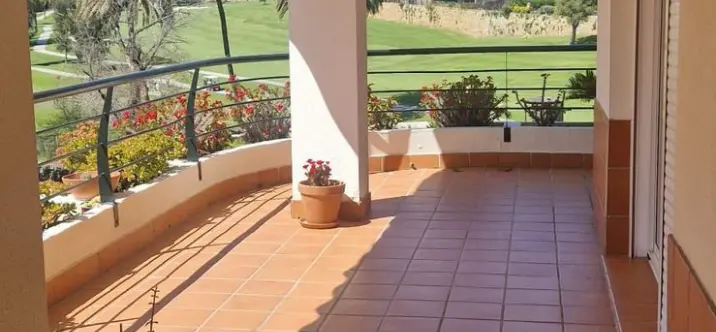 Продажа апартаментов на среднем этаже в Marbella 1