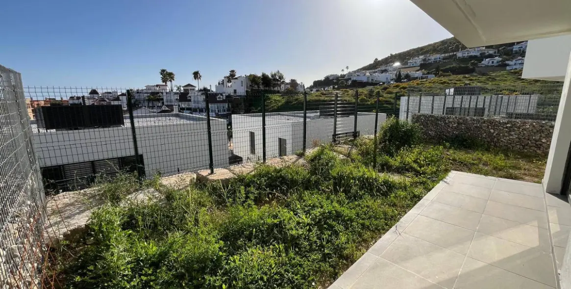 Продажа дома на две семьи в Riviera del Sol 12