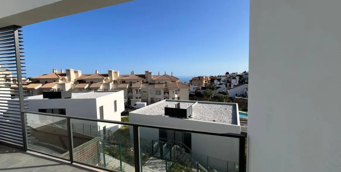 Продажа дома на две семьи в Riviera del Sol 15