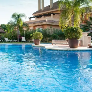 Продажа апартаментов на среднем этаже в Aloha