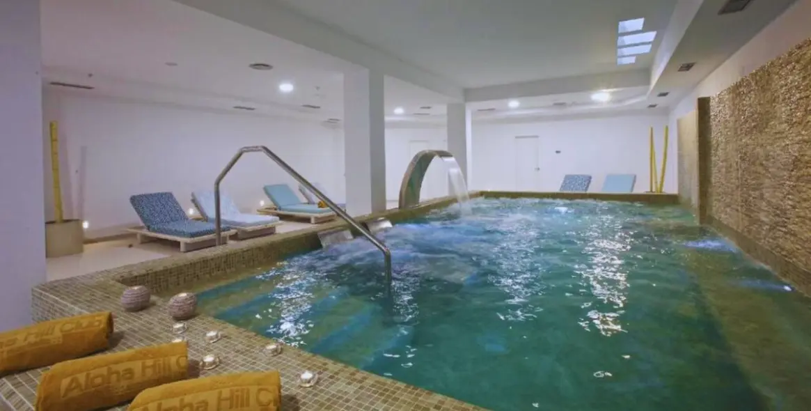 Продажа апартаментов на среднем этаже в Aloha 20