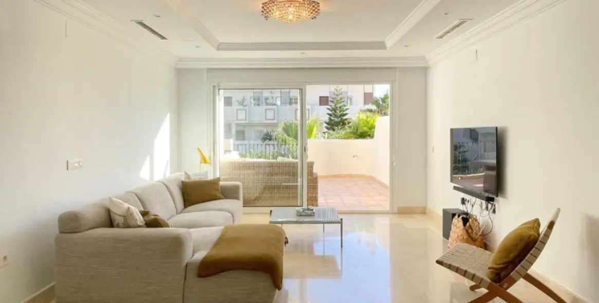 Продажа апартаментов на среднем этаже в Aloha 21