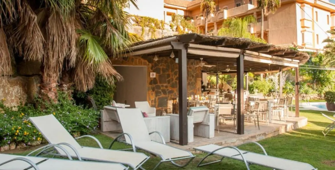 Продажа апартаментов на среднем этаже в Aloha 25