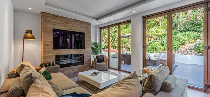 Продажа  отдельно стоящей виллы в Marbella 3