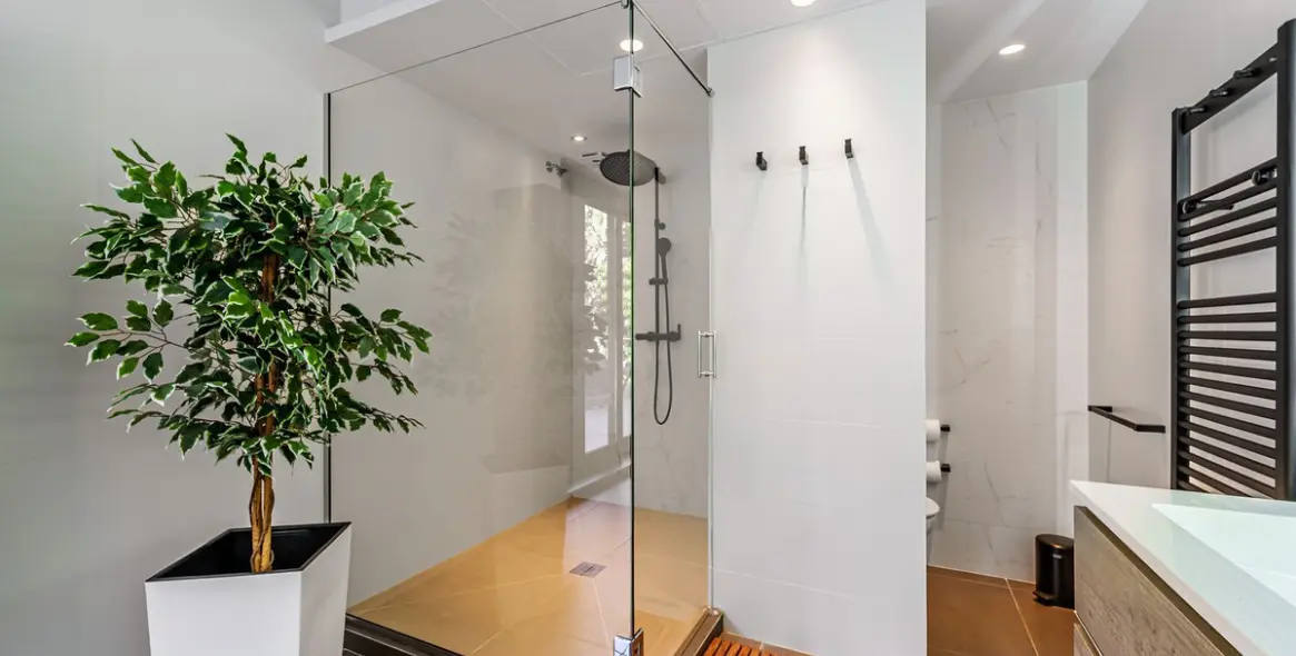 Продажа  отдельно стоящей виллы в Marbella 25