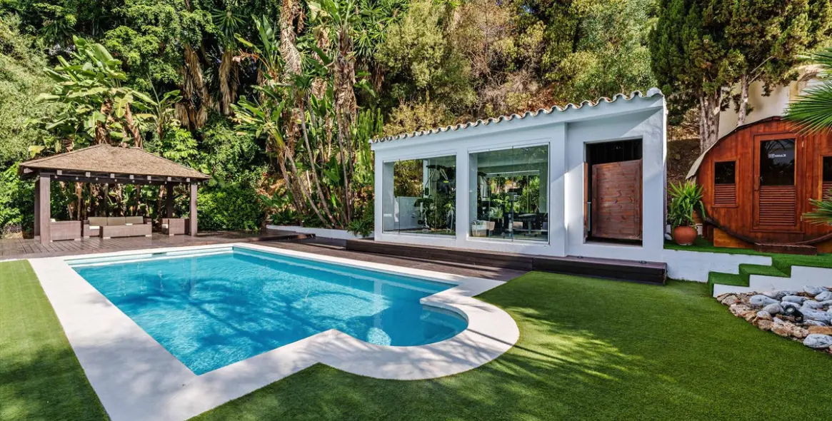 Продажа  отдельно стоящей виллы в Marbella 39