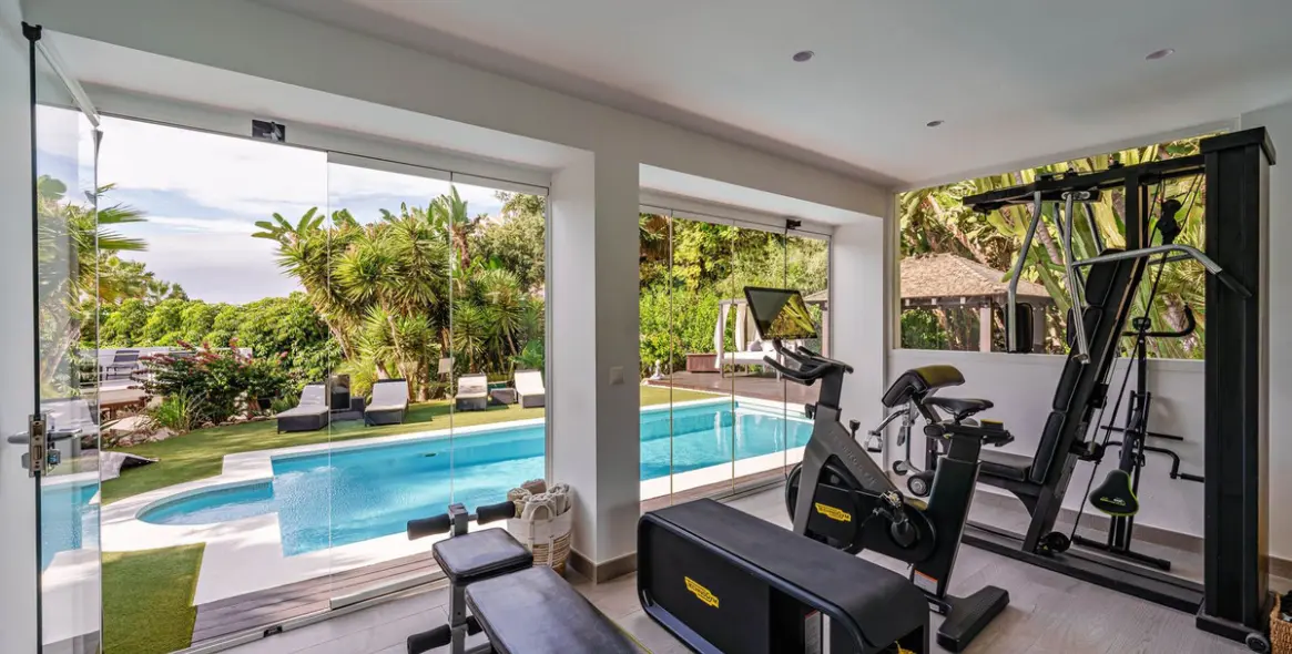 Продажа  отдельно стоящей виллы в Marbella 41