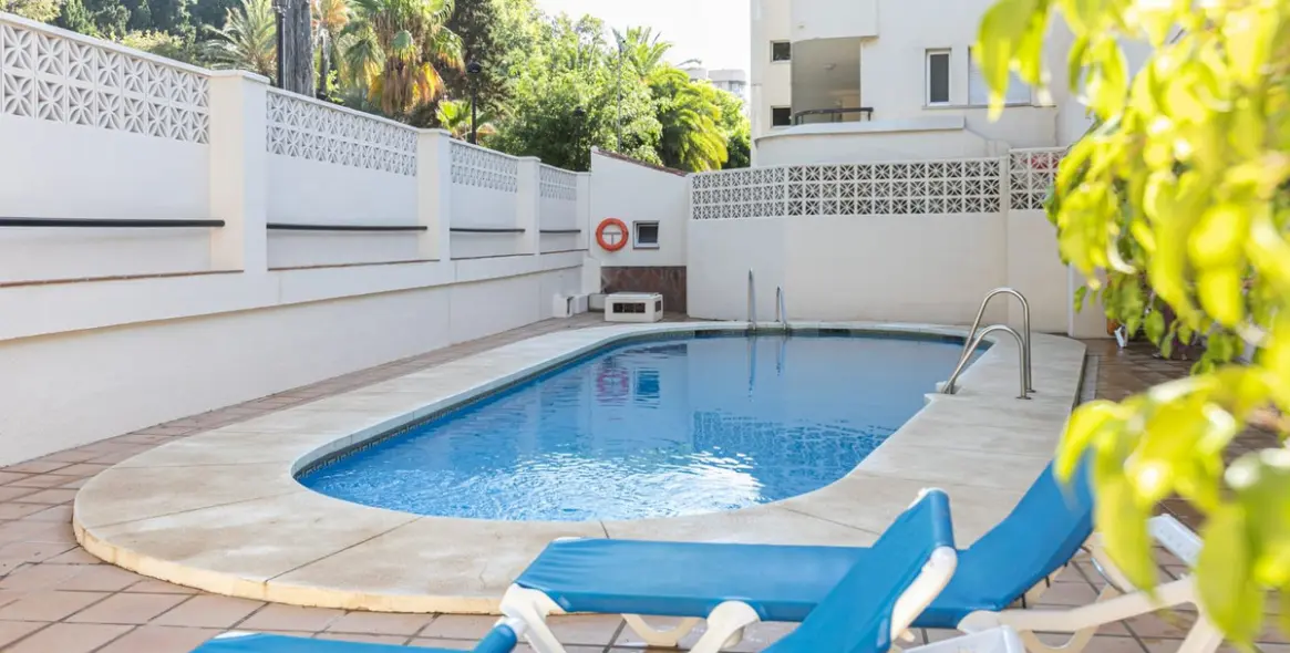 Долгосрочная аренда апартаментов на среднем этаже в Marbella 3