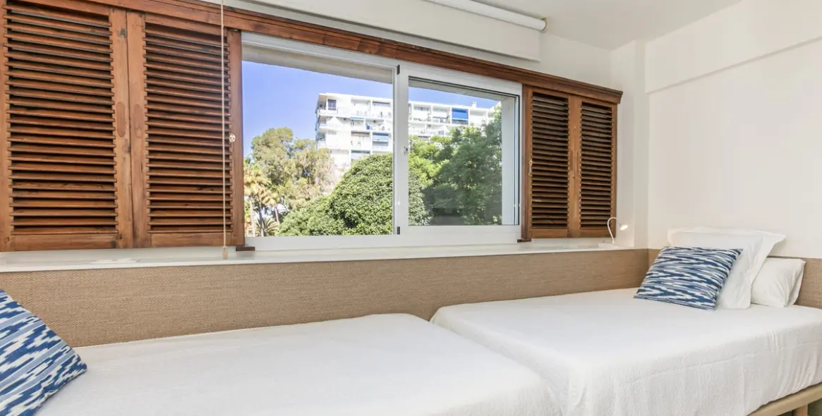 Долгосрочная аренда апартаментов на среднем этаже в Marbella 11